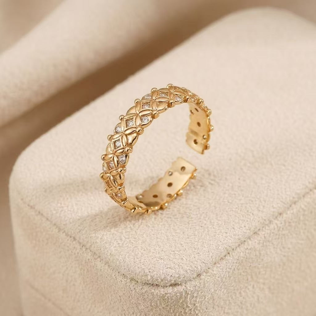 Fortune Lattice Ring